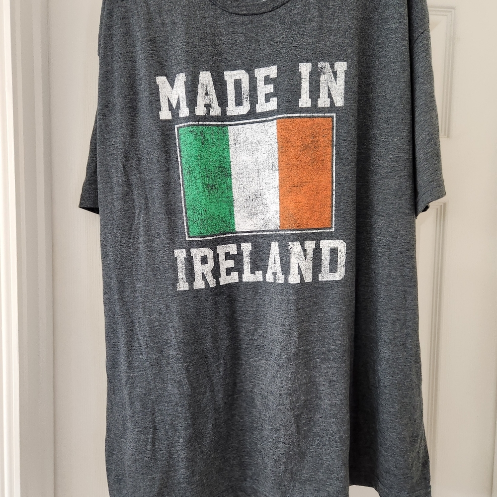 Tee shirt